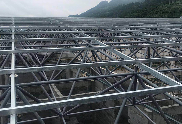 金坛学校艺体楼网架
